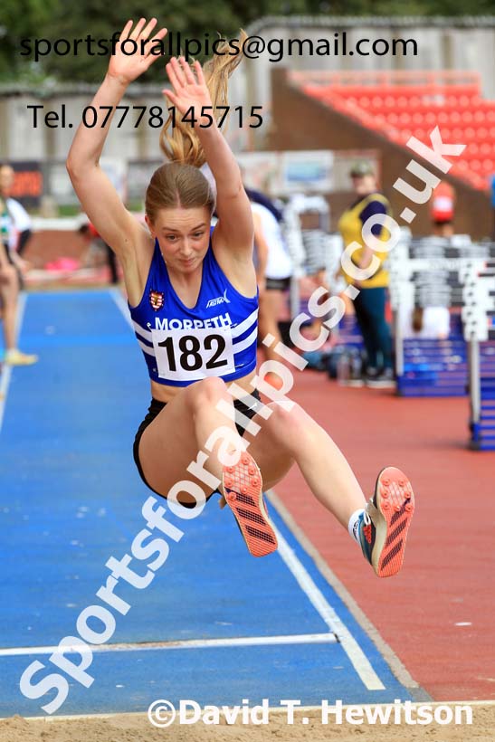 Long Jump, 2024 Gateshead Tartan Games.  Photo: David T. Hewitson/Sports for All Pics